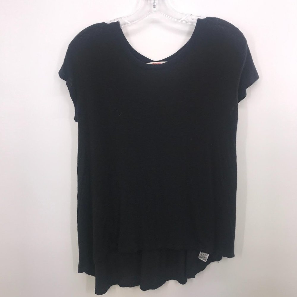 MOSSIMO 1/4 SLEEVE BLACK TSHIRT